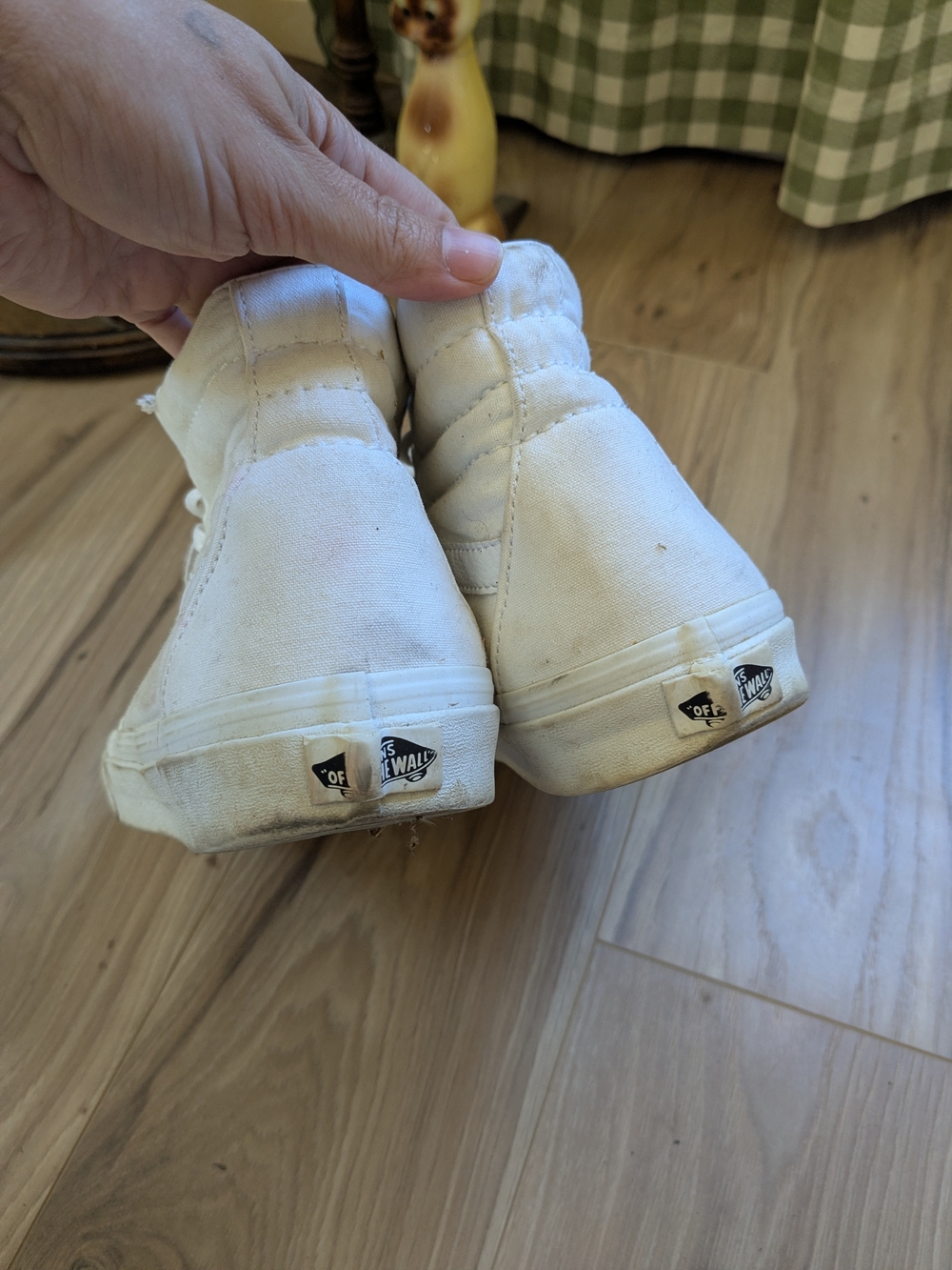 Vans White High-Tops 💫 - Picture 5 of 9